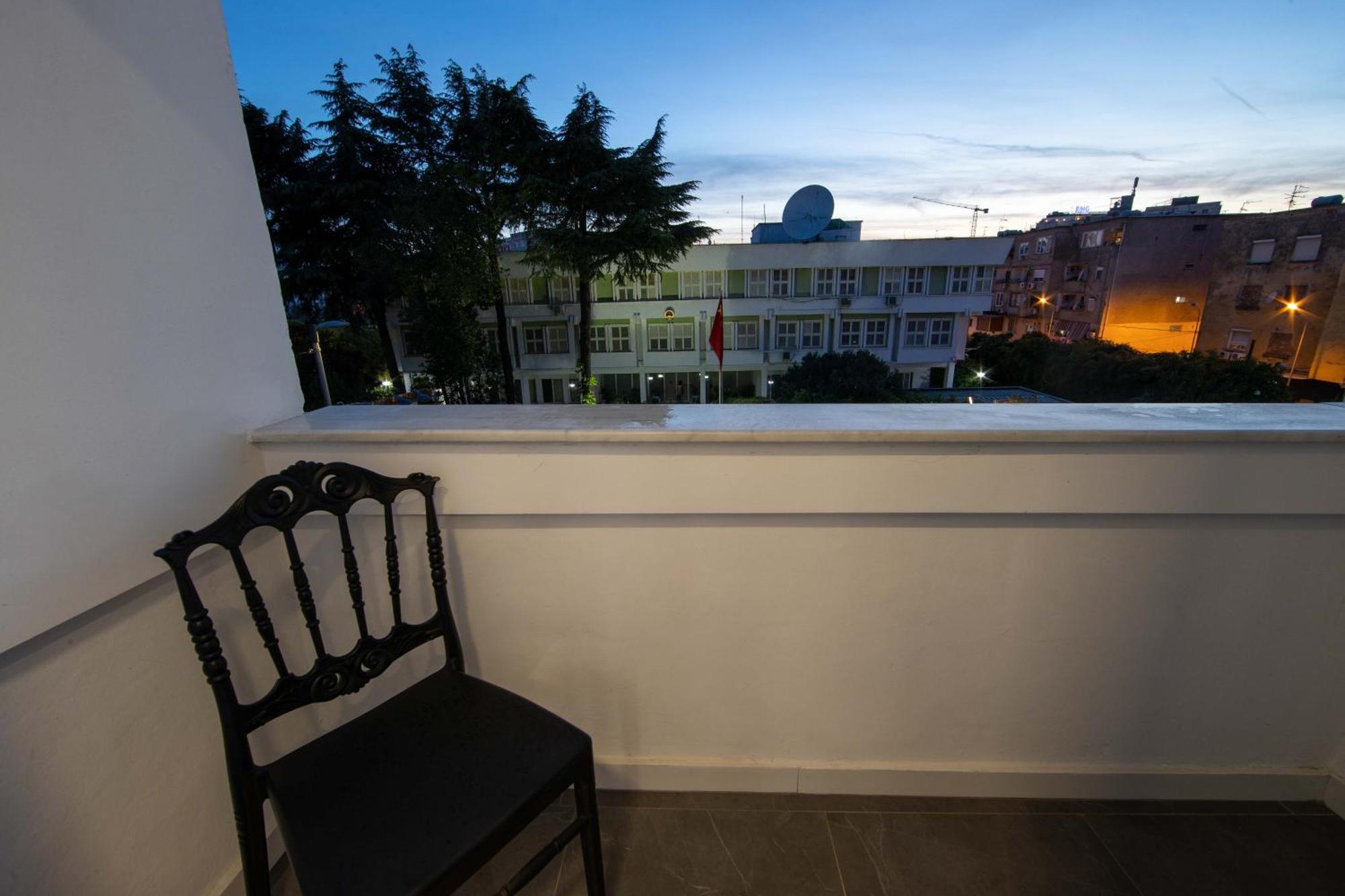 Niki'S Apartments Tirana Eksteriør billede